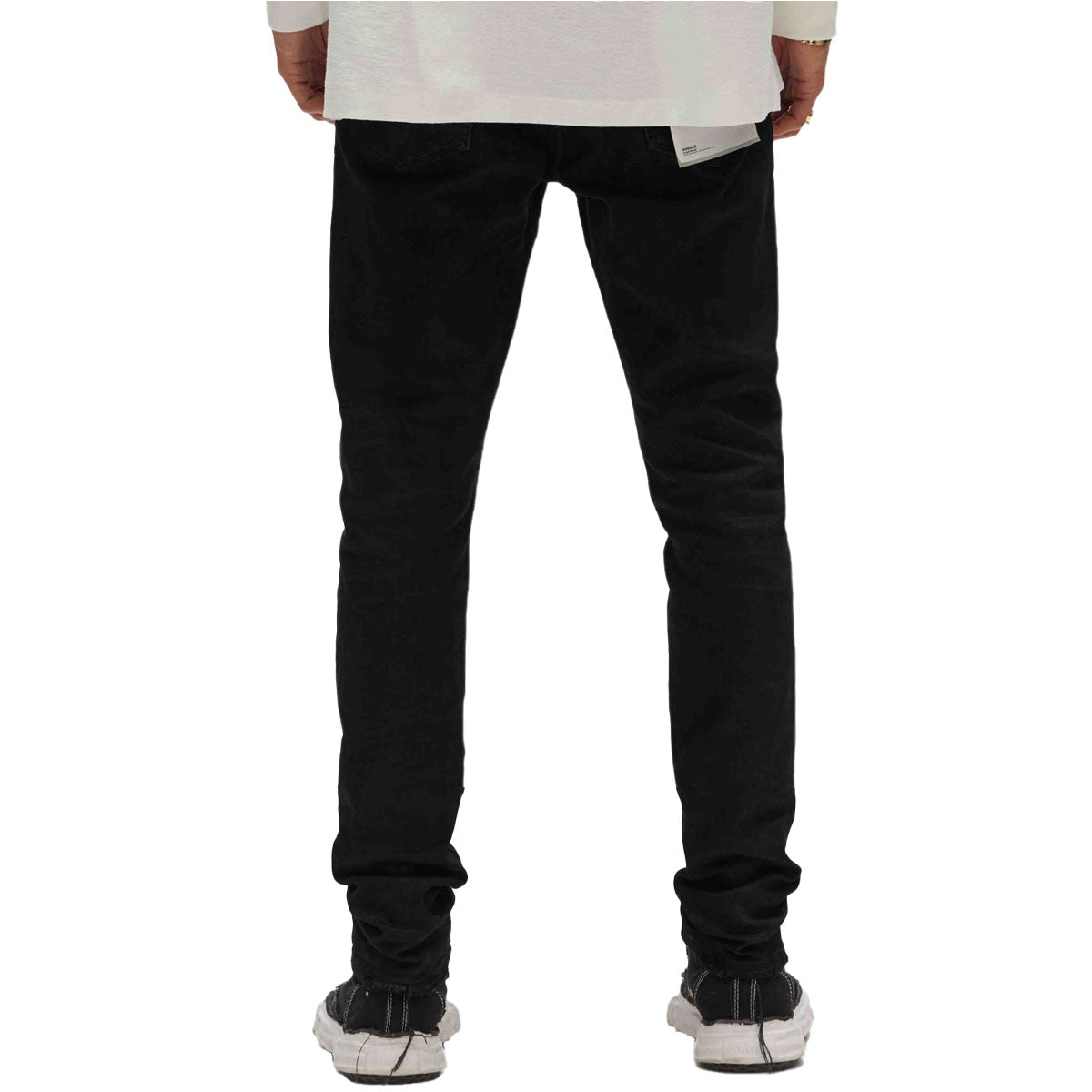 P001 Black Raw